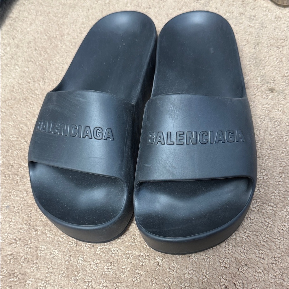 Balenciaga Matte Black Slides - Picture 1 of 7